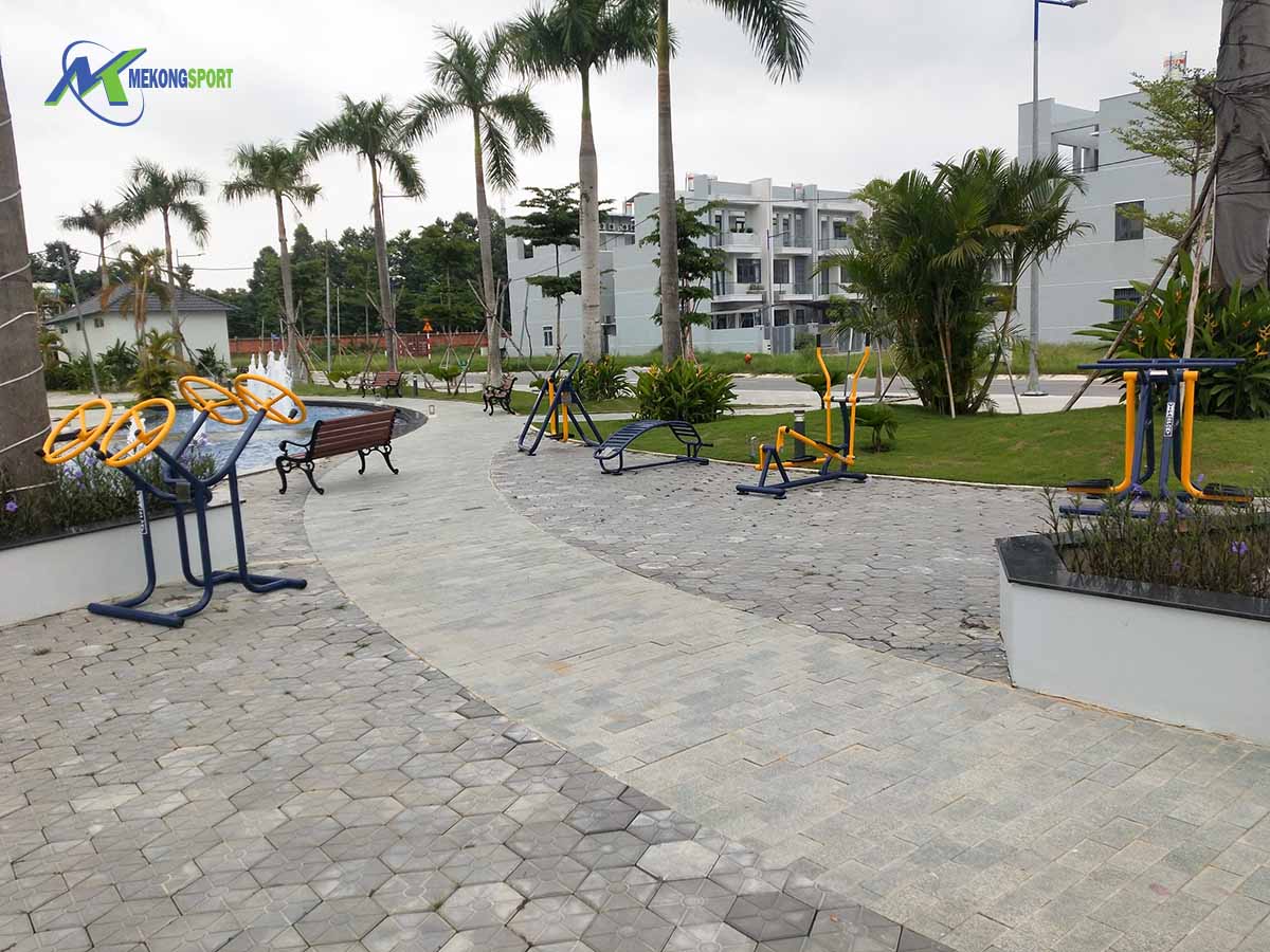 TyNH thiet bi cong vien%207