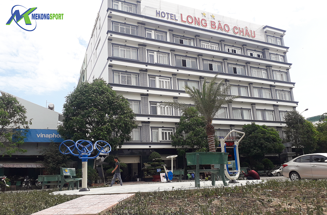 awDI lap dat mat tap the thao ngoai troi resort%20(1)