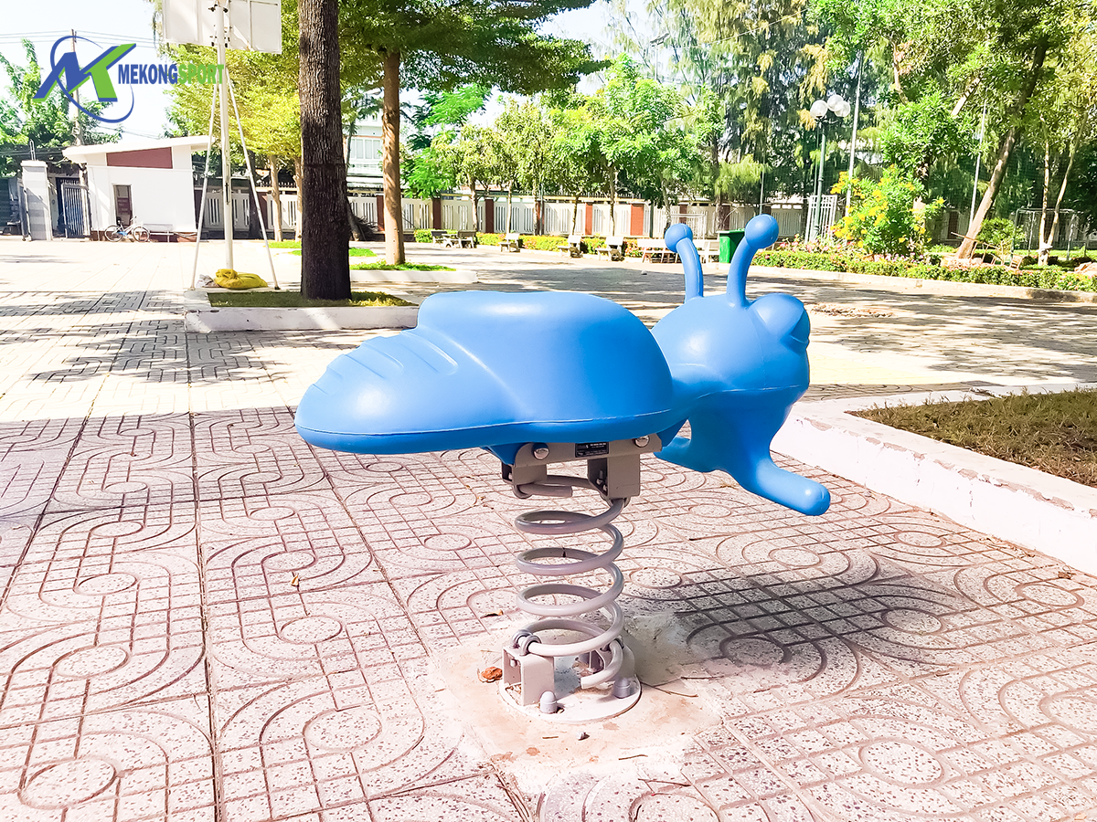 d1GC cum van dong tre em%202