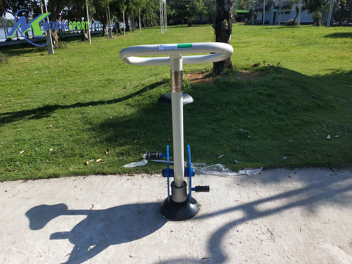 d1Vg thiet bi cong vien%206