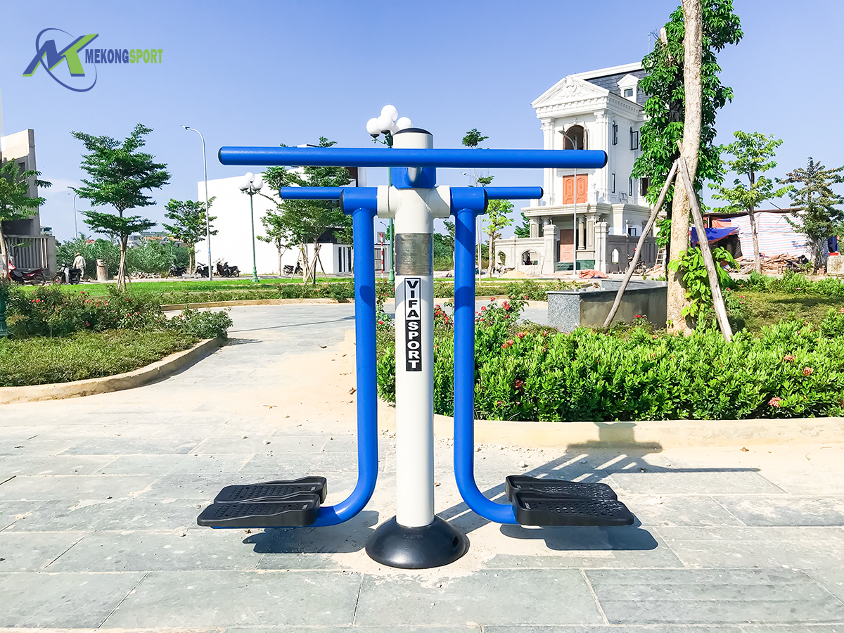 eaBf thiet bi the duc cong vien%206