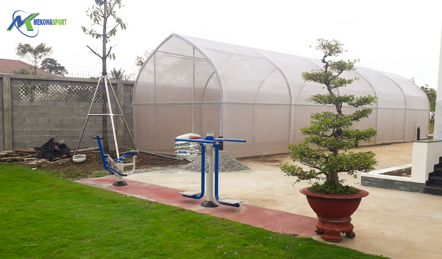 hQhl thiet bi the thao cong vien%201