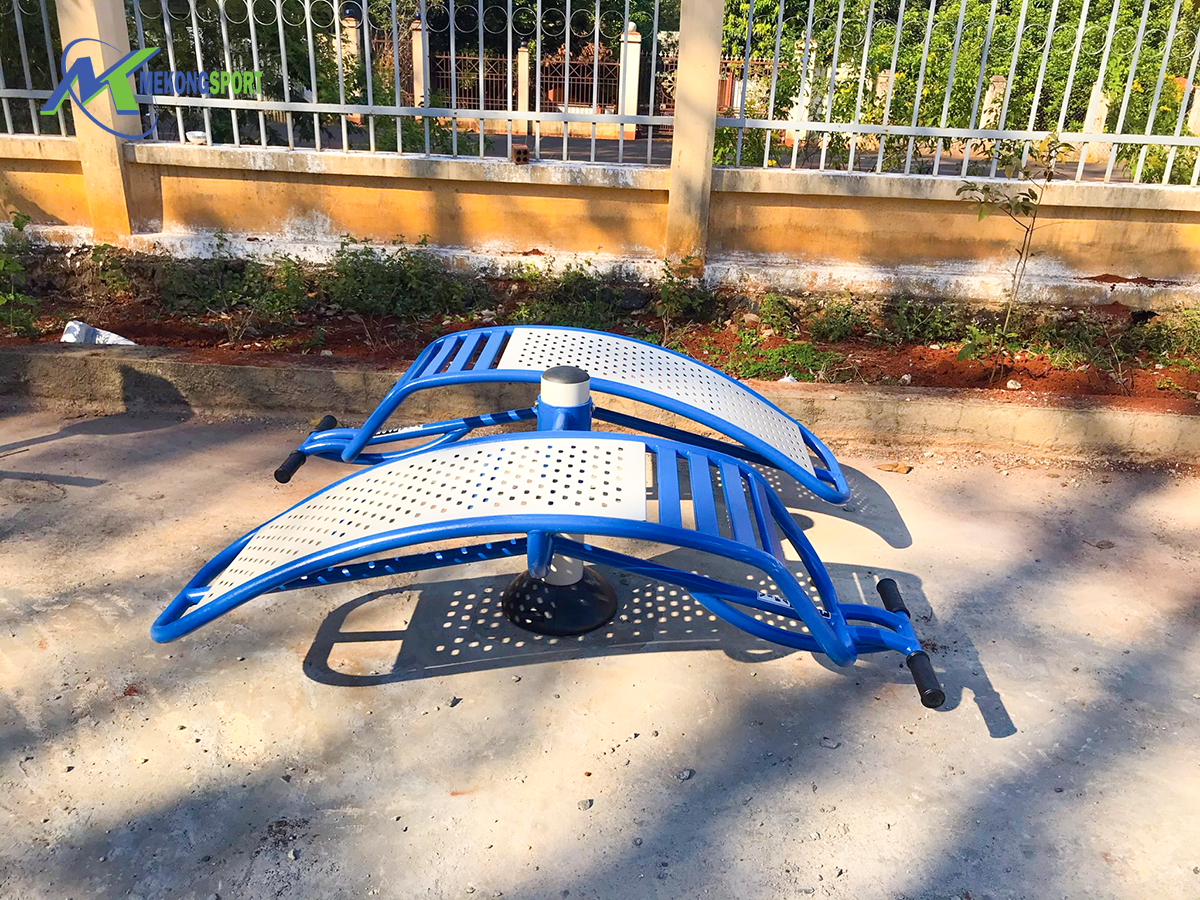 Bình Phước: Máy Tập Công Viên Đến Với Huyện Biên Giới Tiếp Giáp Campuchia – Huyện Lộc Ninh Tỉnh Bình Phước 7 iUxk thiet bi the duc cong vien%2019