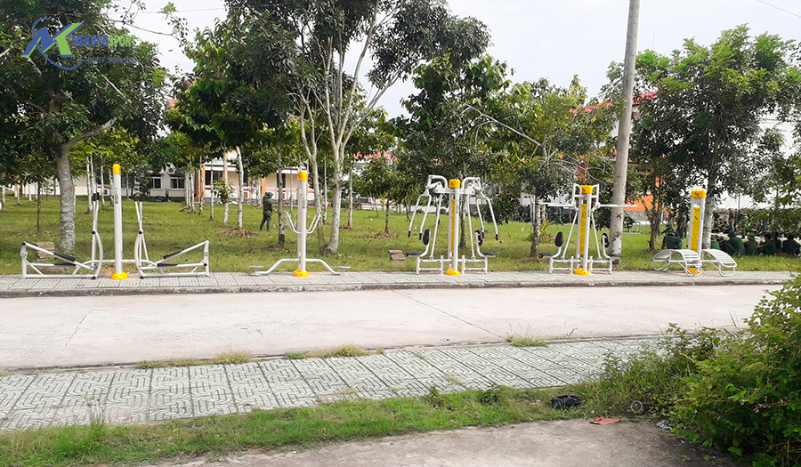 imTv may tap the thao cong vien 3