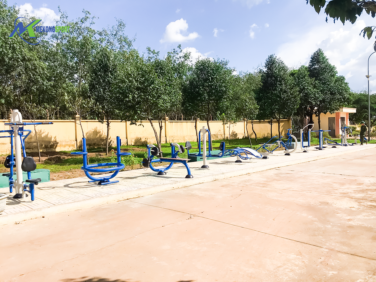 koRH cum may tap the duc ngoai troi%205