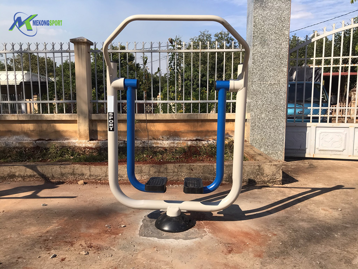 Bình Phước: Máy Tập Công Viên Đến Với Huyện Biên Giới Tiếp Giáp Campuchia – Huyện Lộc Ninh Tỉnh Bình Phước 8 l2sM thiet bi the duc cong vien%2016