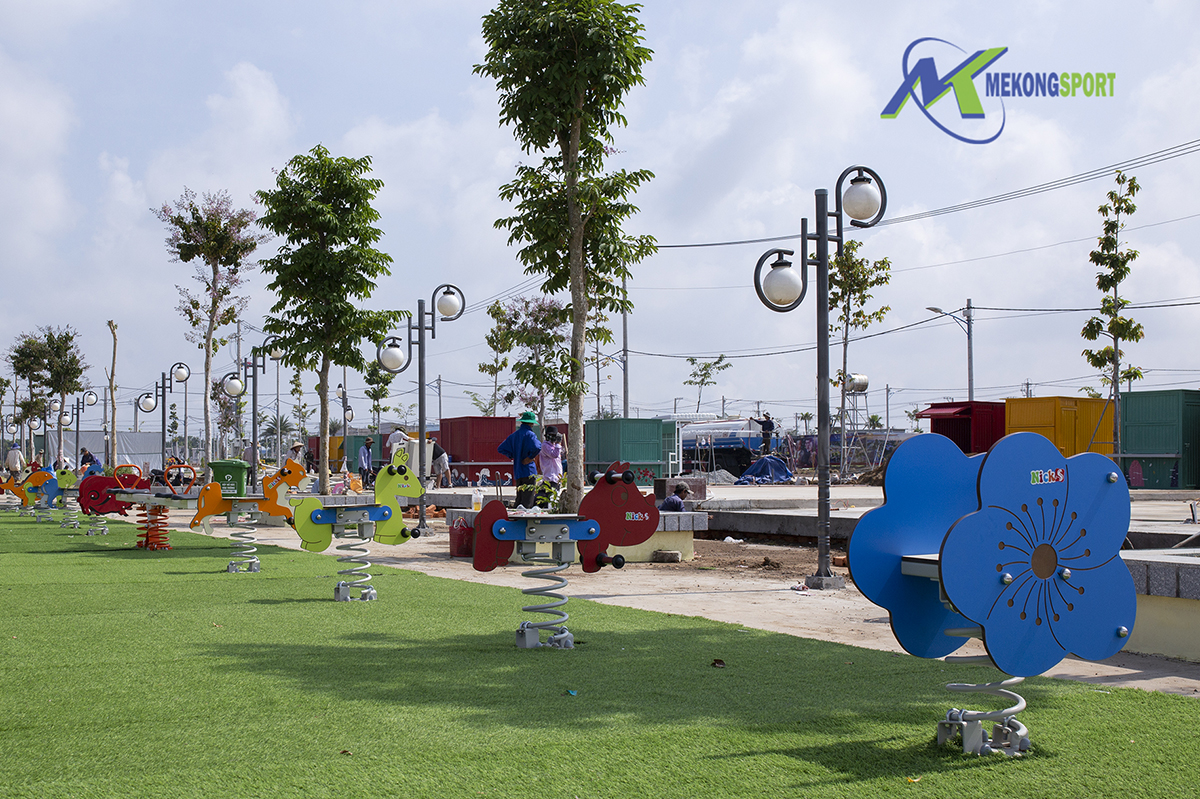 Bình Phước: Dự Án Bất Động Sản Cát Tường Phú Hưng Nổi Bật Với Cụm Trò Chơi Trẻ Em Quy Mô 5 oKTE cum tro choi tre%20em%2015