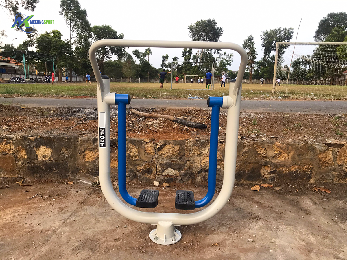 paEt thiet bi the thao cong vien%206