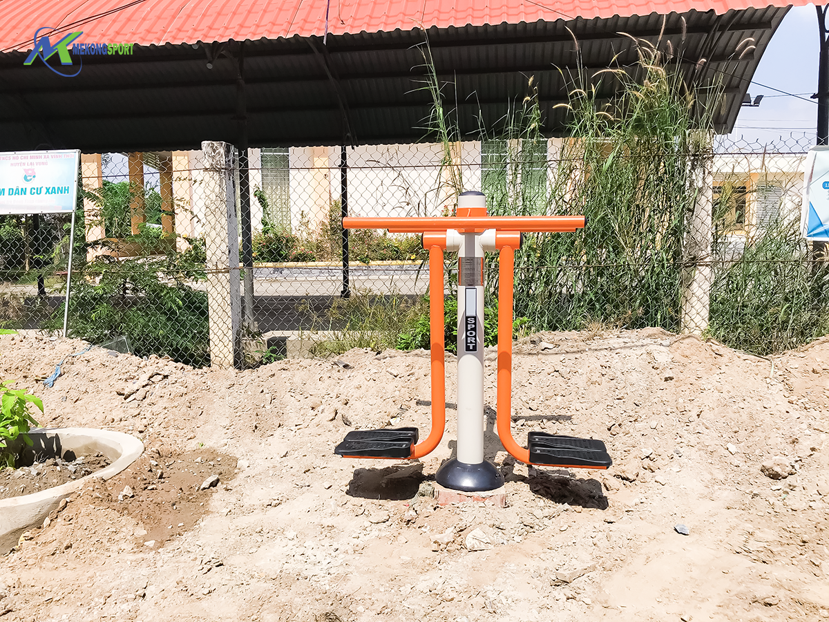 tNQl thiet bi the thao ngoai troi%206