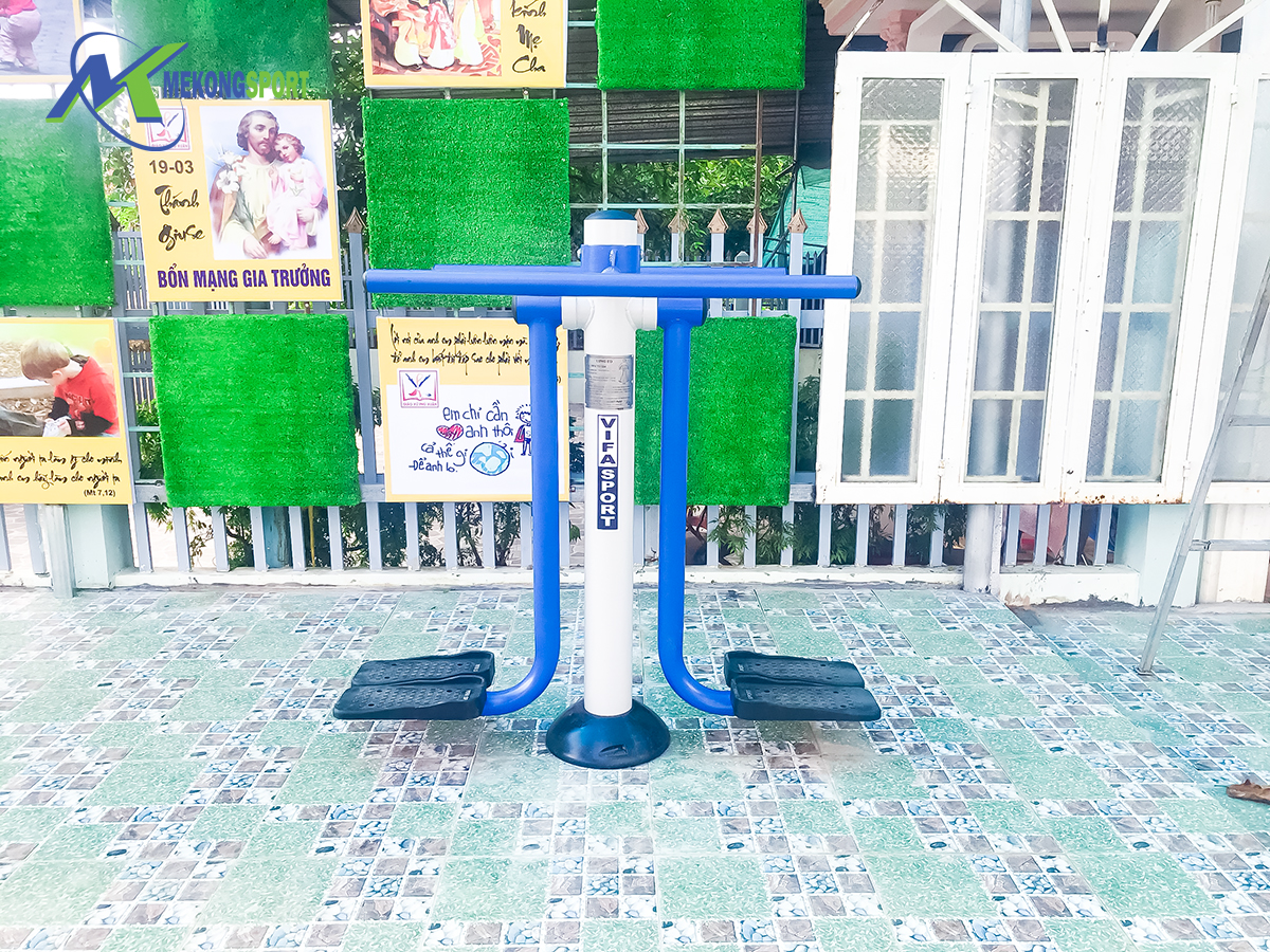 vp2A thiet bi the duc ngoai troi 4