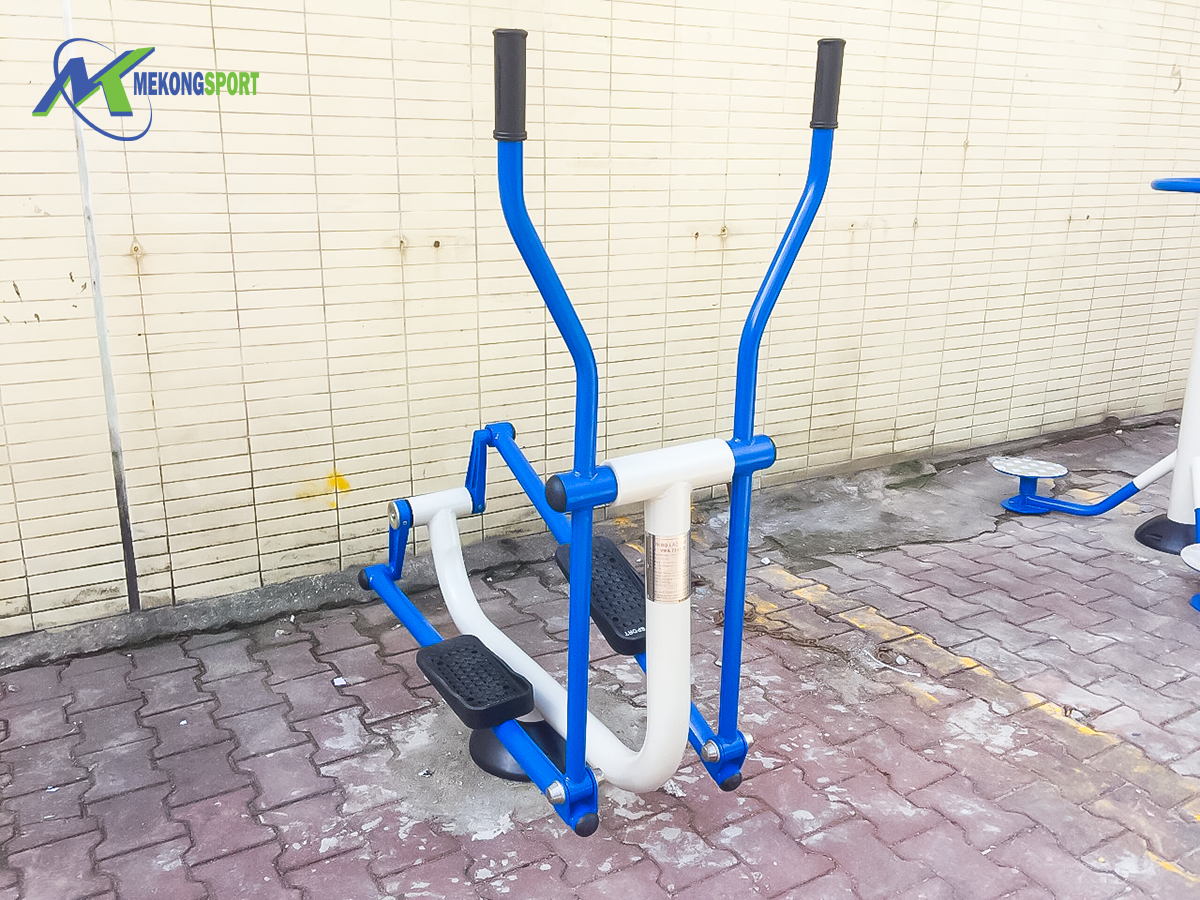 xzAF dung cu the duc ngoai troi%202