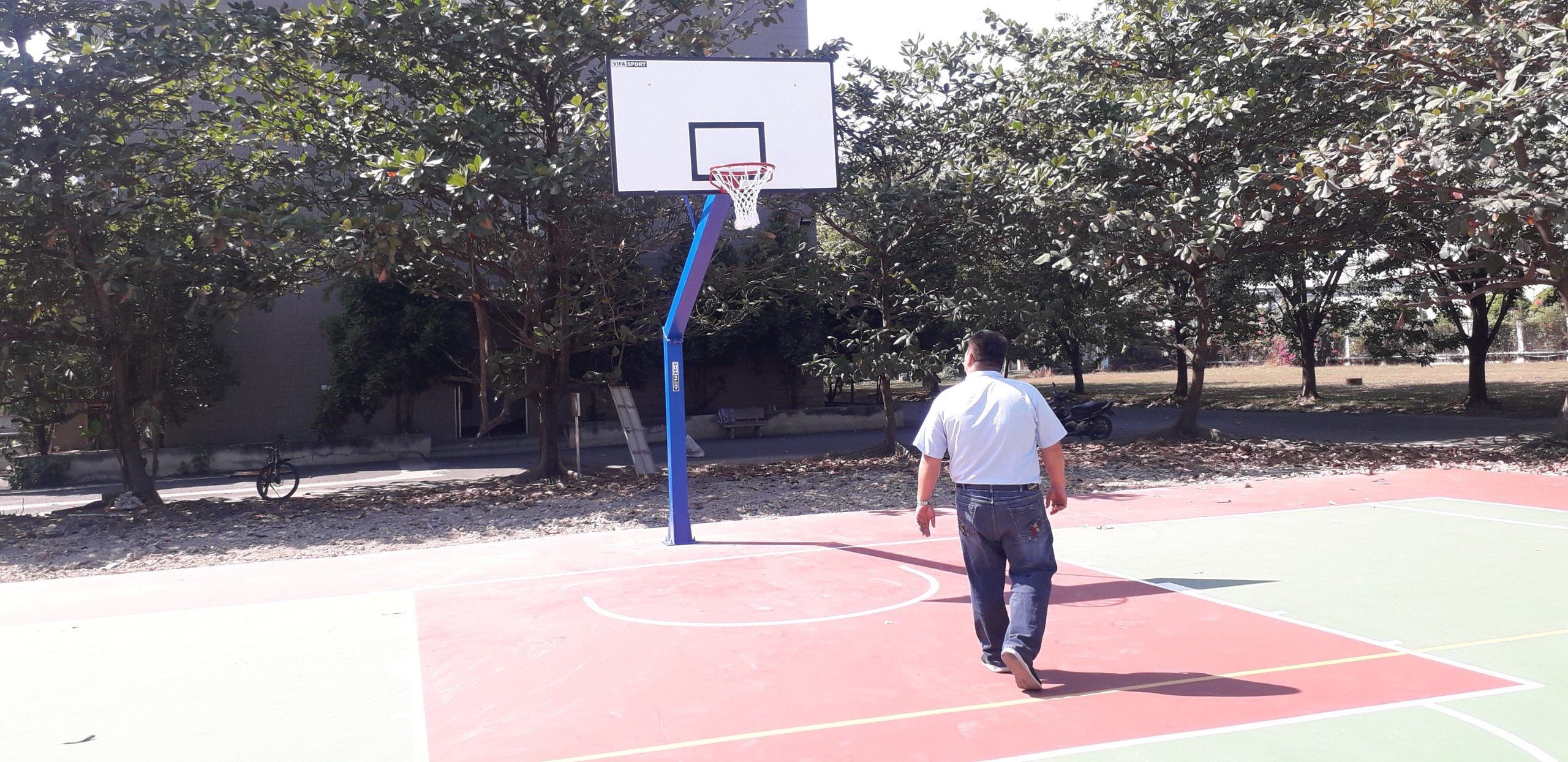 Trụ bóng rổ cố định 1 57ac819293326b6c3223