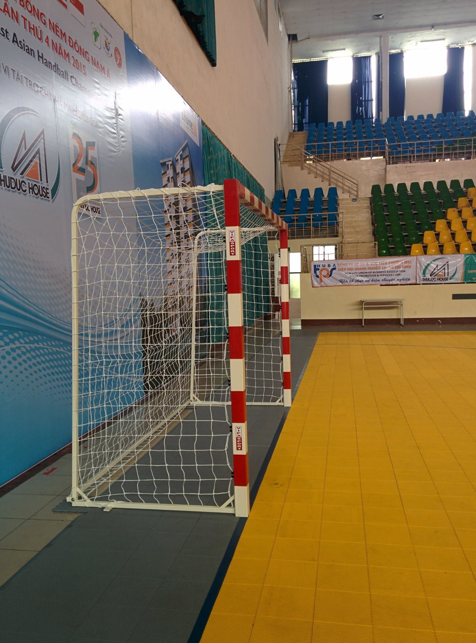 Khung thành bóng ném 1 b6264b6d54d0ac8ef5c1