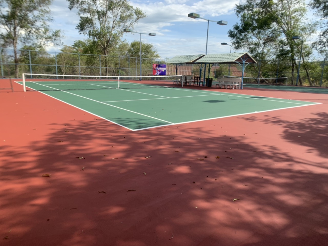 Lưới tenis band trên 2 c6ee98eeb51851460809