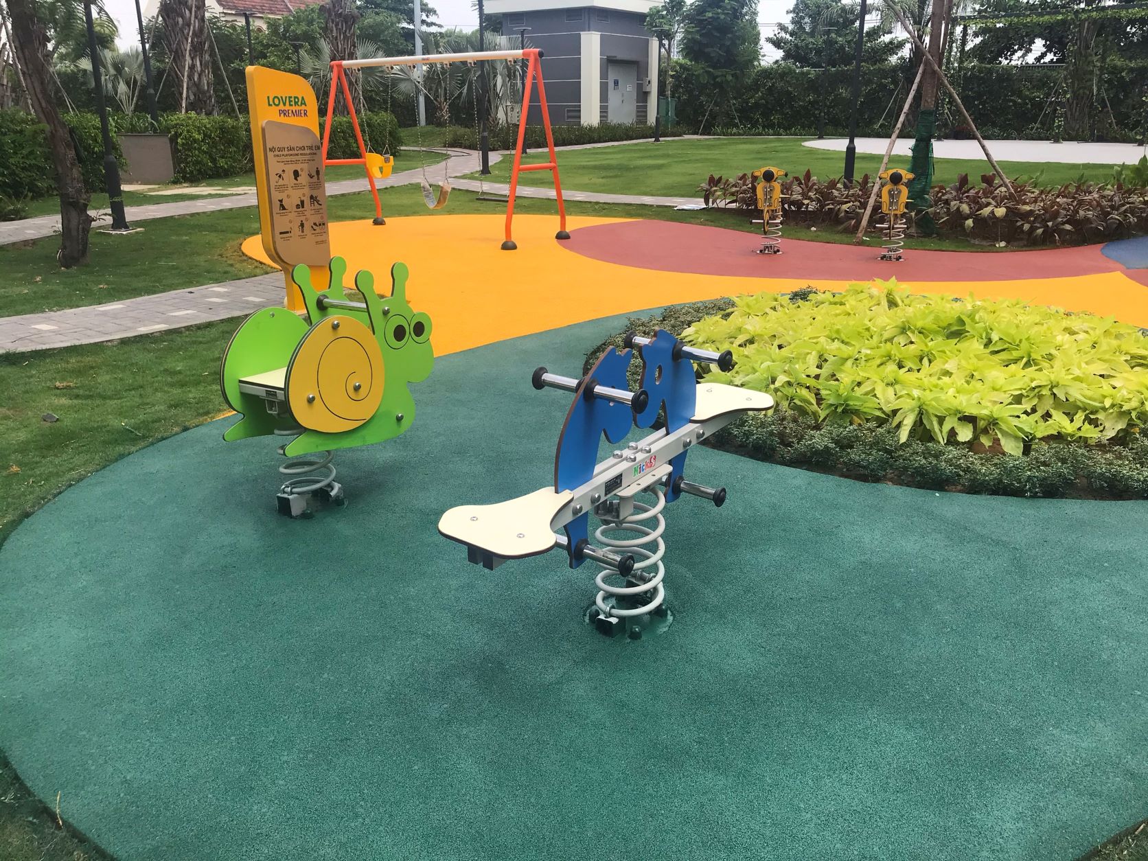 z2408614417463 440084db88db3e564c94dcd985216837GG