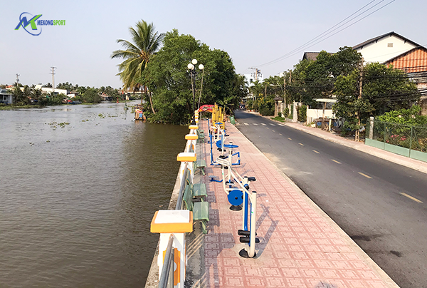 8j5O anh hien thi201 65