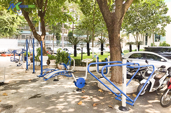 bEY6 anh hien thi202 64