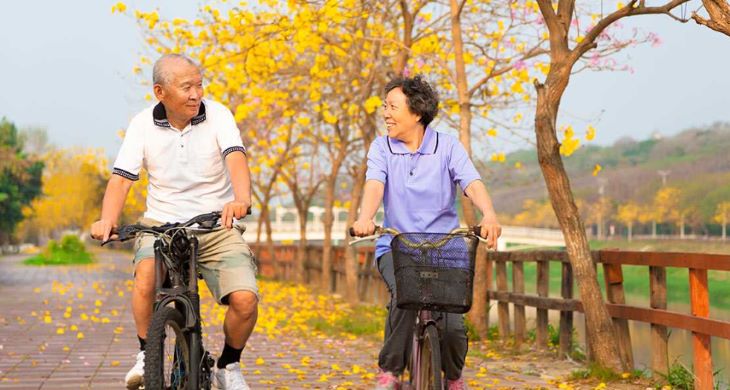 Đi bộ và đạp xe cái nào tốt hơn? Người muốn giảm cân, trẻ em, người già nên chọn bài tập nào? - MekongSport