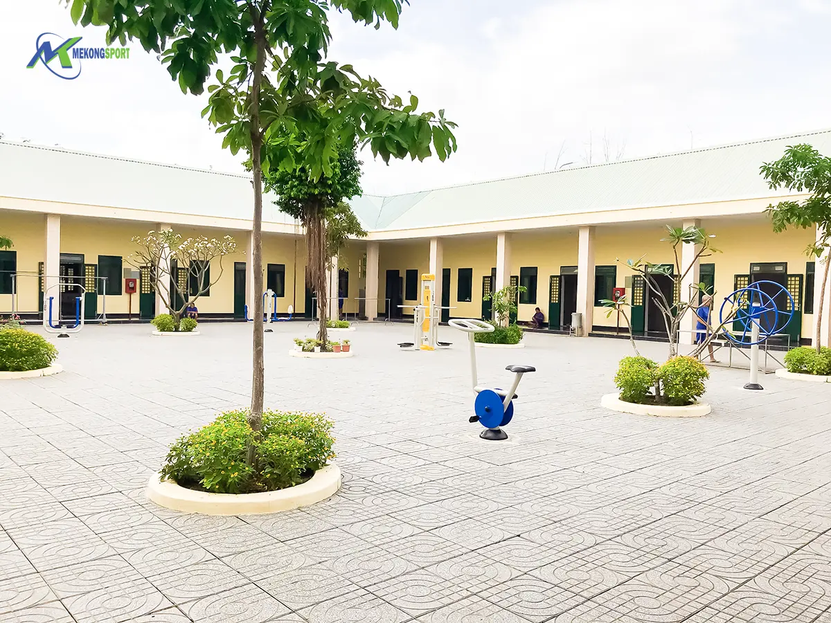 noi ban bo dung cu the thao ngoai troi tot nhat