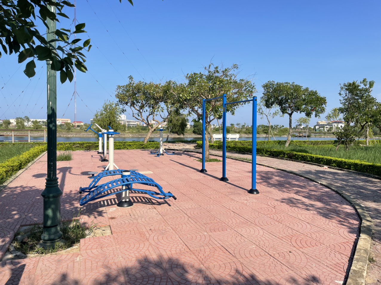 so sanh xa don xa kep ngoai troi