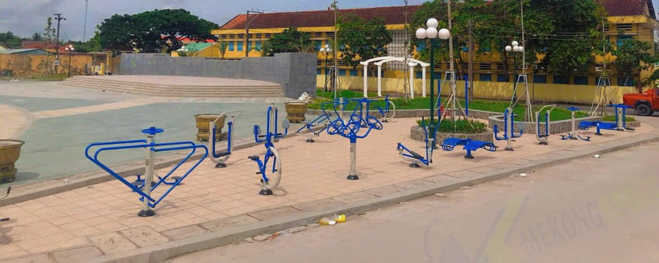 soc trang thiet bi tap the duc cong vien lan dau tien den voi nguoi dan tai cong vien thanh tri huyen thanh tri tinh soc trang